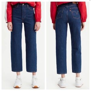 Levi’s Ribcage Straight Ankle Jean